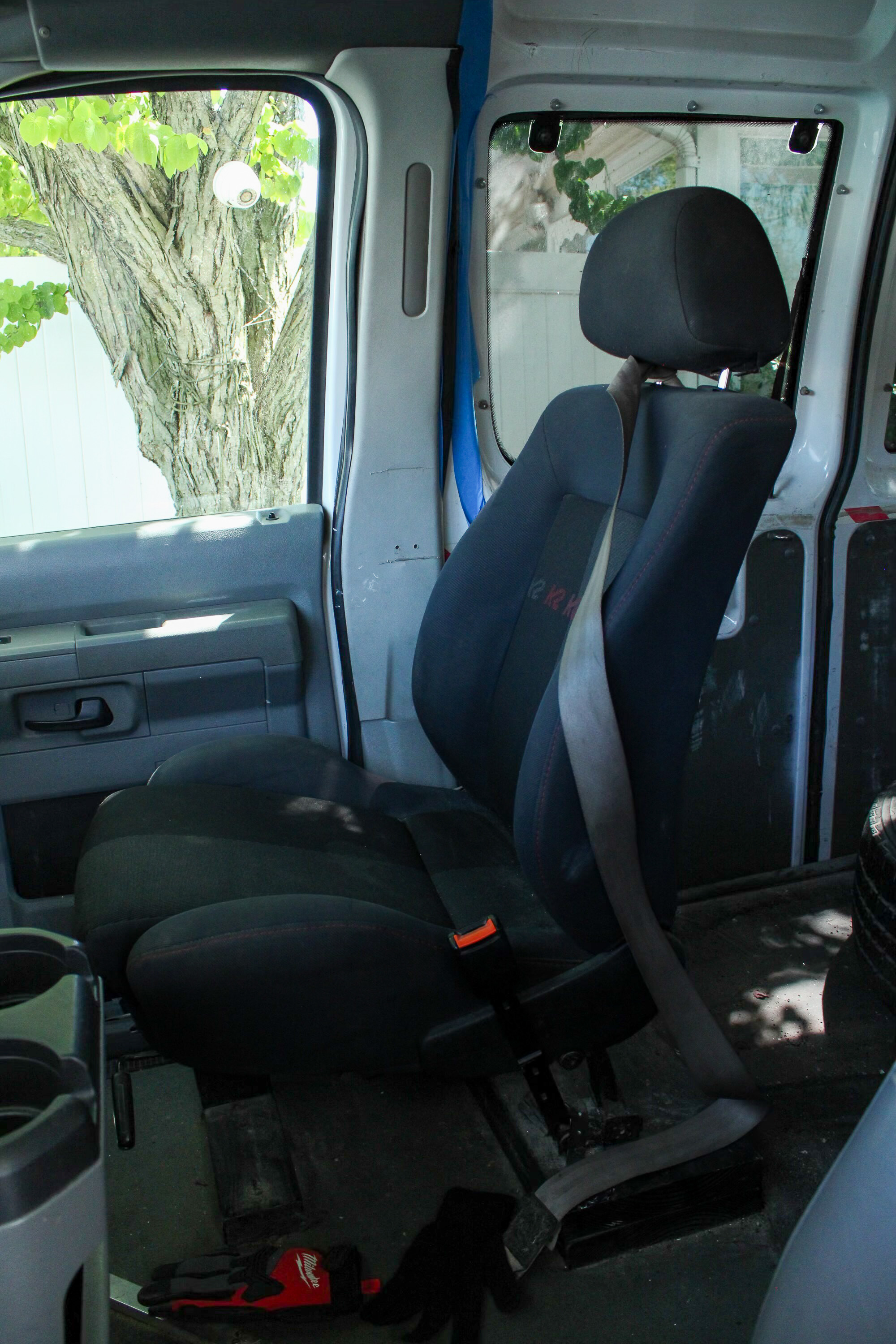 Used 2009 Ford E-250 and Econoline 250 RWD image 28