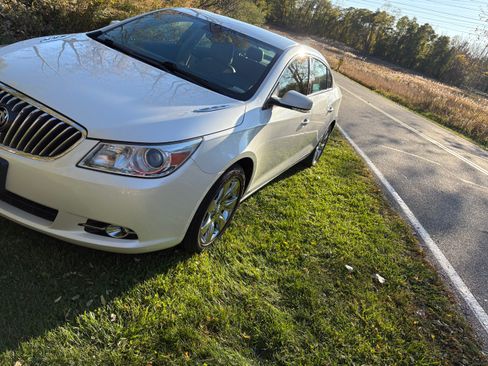 Used 2013 Buick LaCrosse Premium w/ Driver Confidence Package image 5