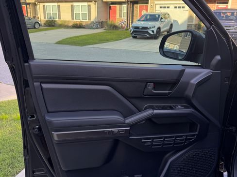 Used 2025 Toyota 4Runner TRD Sport RWD image 17