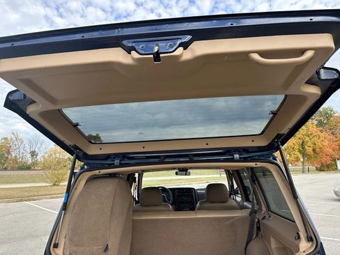 Used 2000 Jeep Cherokee Limited image 14