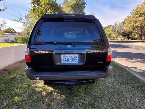 Used 2001 Toyota 4Runner Limited image 2