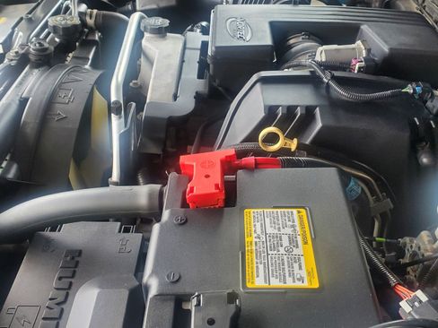 Used 2009 HUMMER H3T Luxury image 19