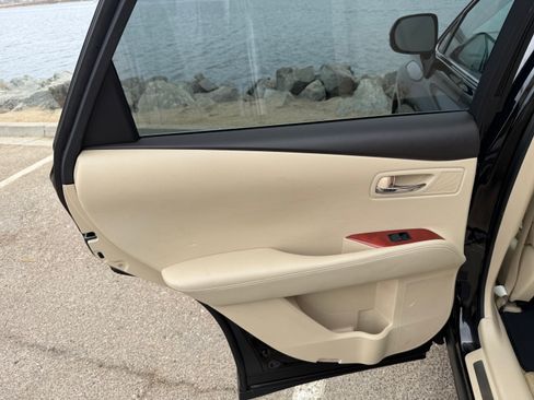 Used 2012 Lexus RX 450h FWD w/ Premium Pkg image 18