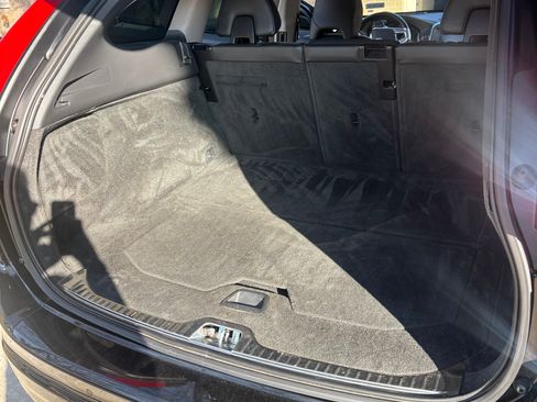 Used 2015 Volvo XC60 T6 Platinum w/ Climate Package image 13