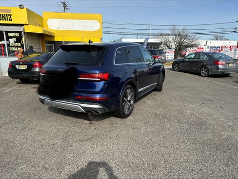Used 2022 Audi SQ7 Prestige w/ Prestige Package AWD/4WD image 5