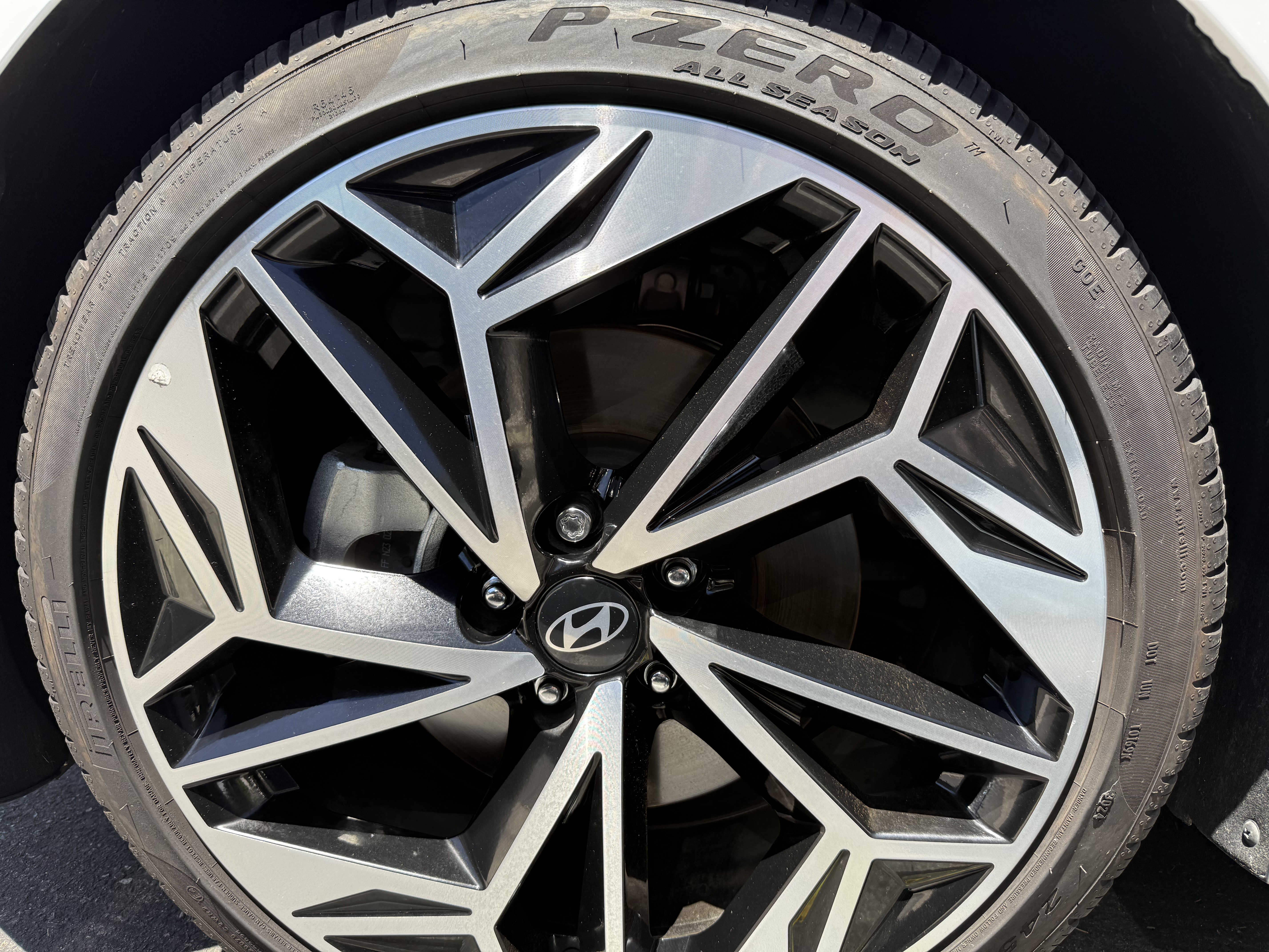 Used 2023 Hyundai Ioniq 6 SEL RWD image 16