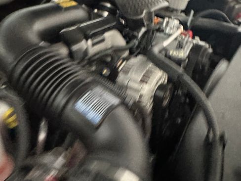 Used 2004 GMC Sierra 3500 SLT w/ Heavy-Duty Power Package image 20