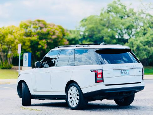 Used 2017 Land Rover Range Rover HSE AWD/4WD image 9