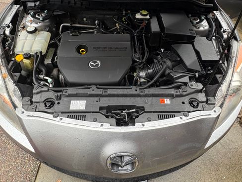 Used 2010 MAZDA MAZDA3 i Touring image 8