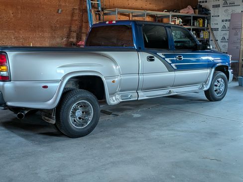Used 2003 GMC Sierra 3500 SLE AWD/4WD image 12