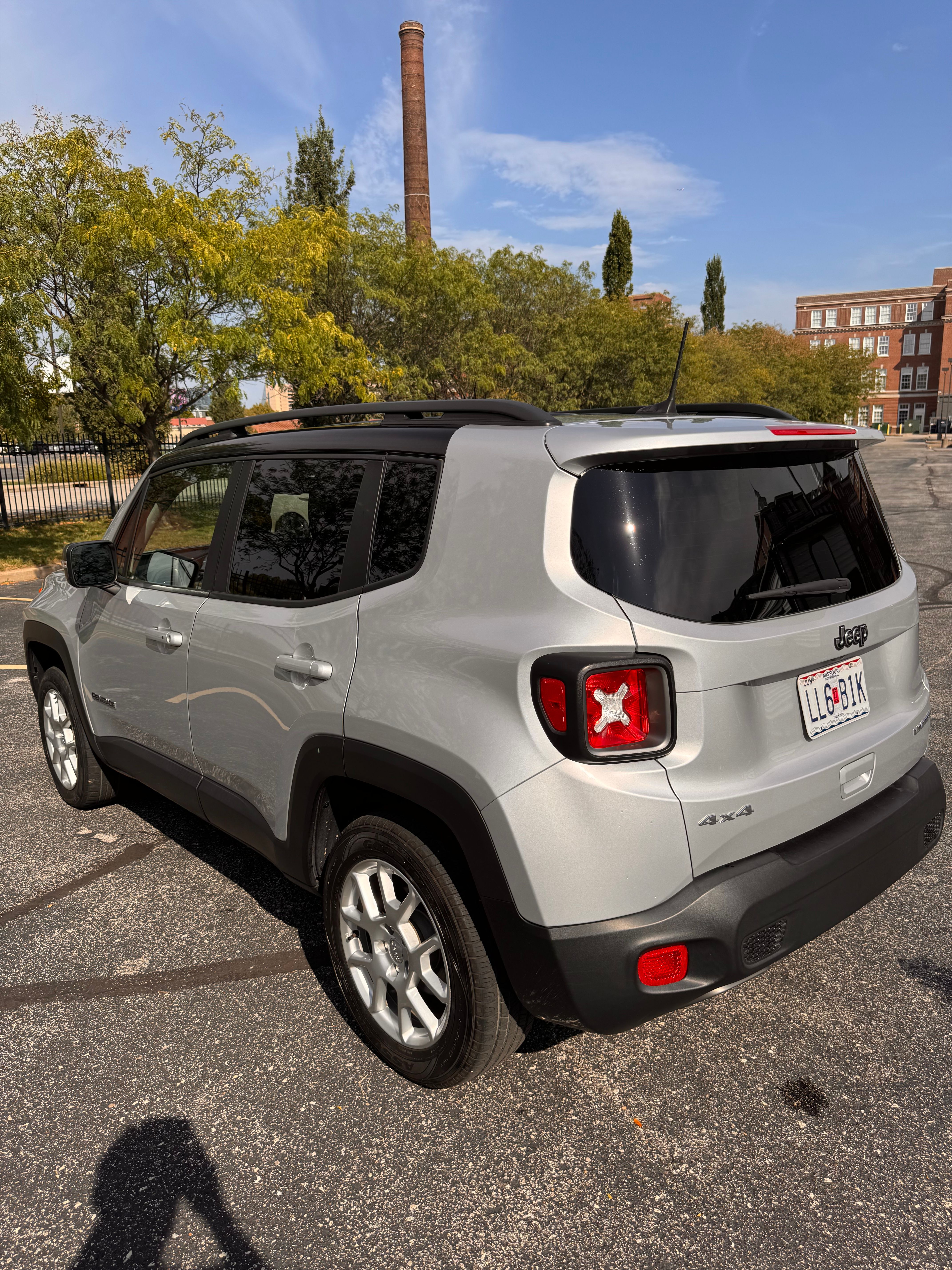 Used 2021 Jeep Renegade Limited AWD/4WD image 12