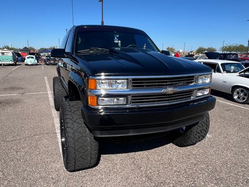 Used 1996 Chevrolet Tahoe 4WD 2-Door image 4