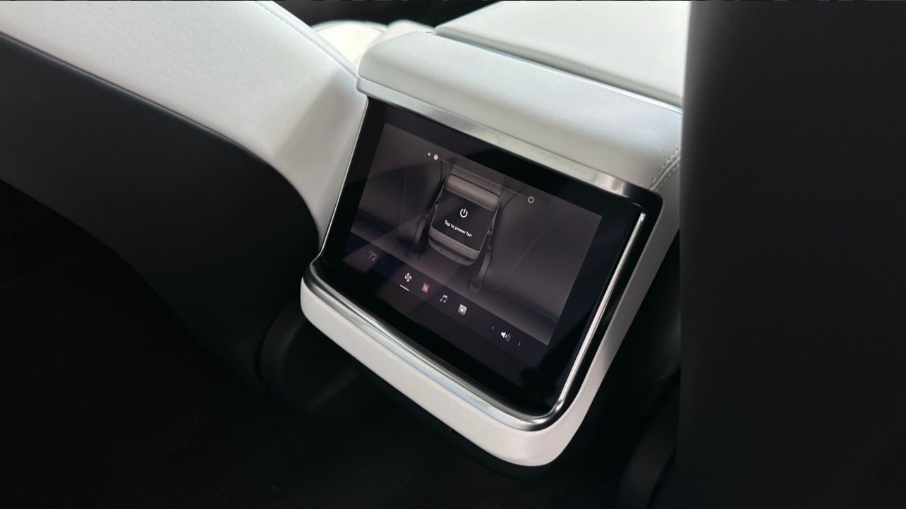 Used 2022 Tesla Model S Plaid AWD/4WD image 6