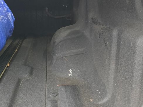 Used 2017 Nissan Titan Platinum Reserve image 22