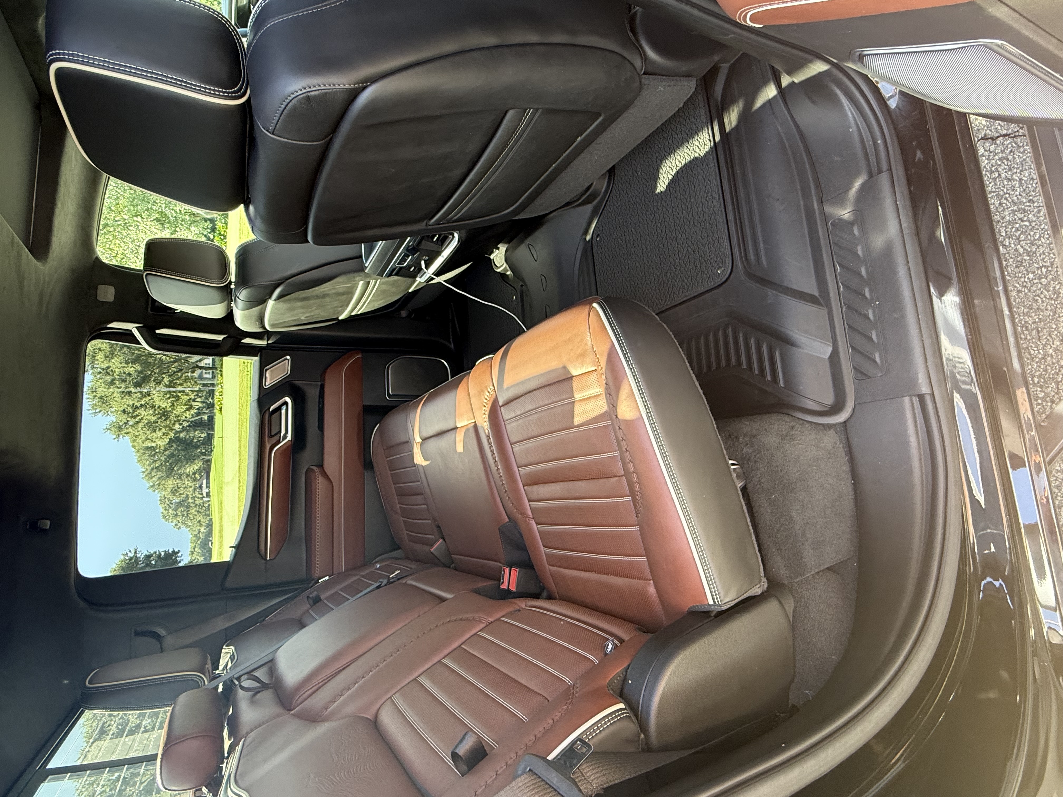 Used 2024 GMC Sierra 1500 Denali Ultimate AWD/4WD image 9