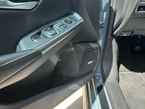 Used 2024 Nissan Sentra SR w/ SR Premium Package FWD image 15