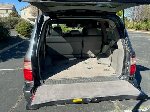 Used 2004 Lexus LX 470 470 Sport Utility 4D image 6