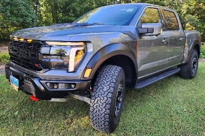 Used 2025 Ford F150 Raptor w/ Equipment Group 803A Raptor R AWD/4WD image 9