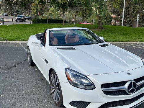 Used 2019 Mercedes-Benz SLC 300 300 Roadster 2D image 8