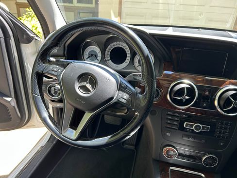 Used 2014 Mercedes-Benz GLK 350 4MATIC image 6