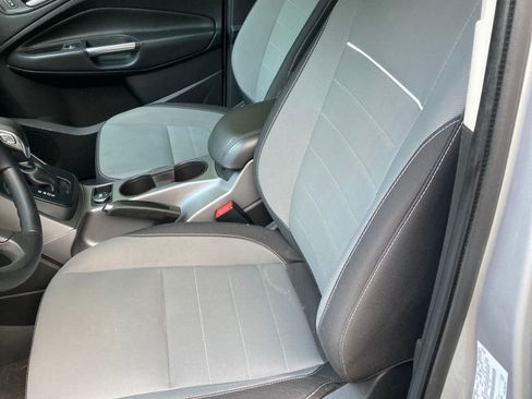 Used 2014 Ford Escape SE FWD image 17