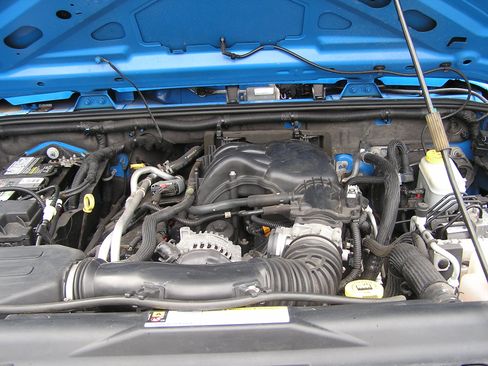 Used 2012 Jeep Wrangler Sport image 8