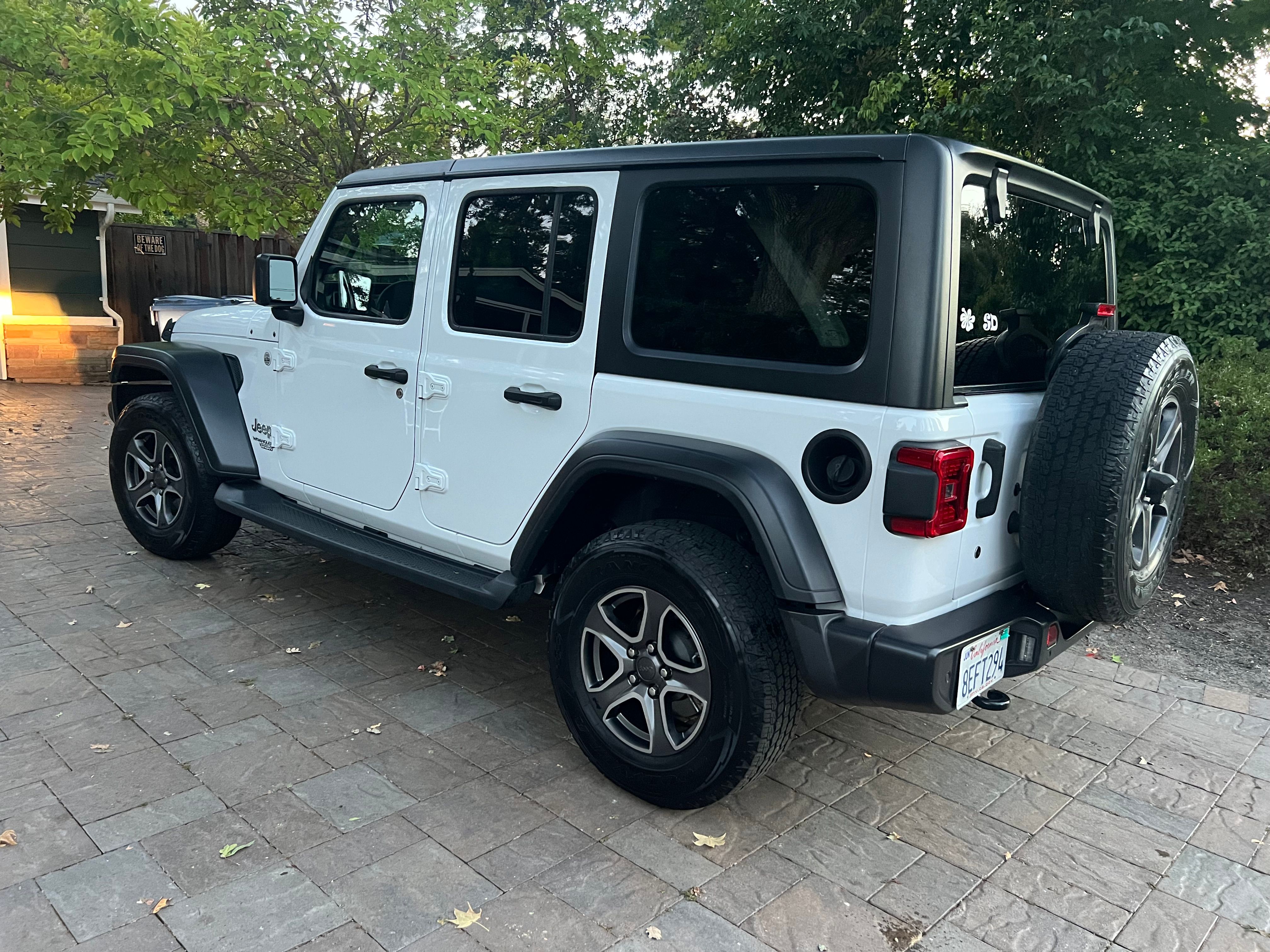 Used 2018 Jeep Wrangler Unlimited Sport S AWD/4WD image 4