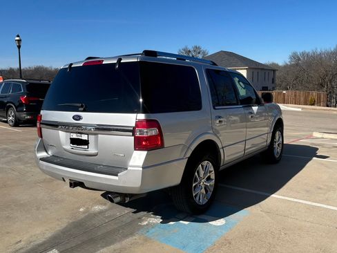 Used 2017 Ford Expedition Limited w/ Equipment Group 301A image 5