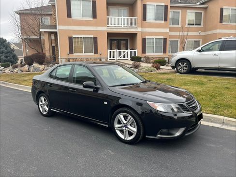 Used 2010 Saab 9-3 Aero w/ Aero Premium Package AWD/4WD image 9