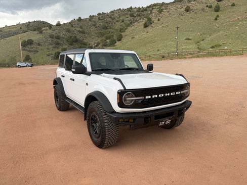 Used 2023 Ford Bronco Wildtrak AWD/4WD image 2