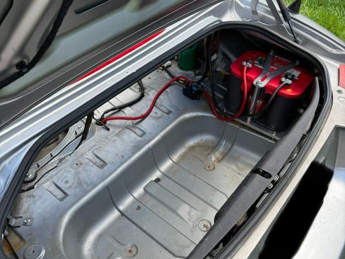 Used 2010 MAZDA MX-5 Miata Sport RWD image 5