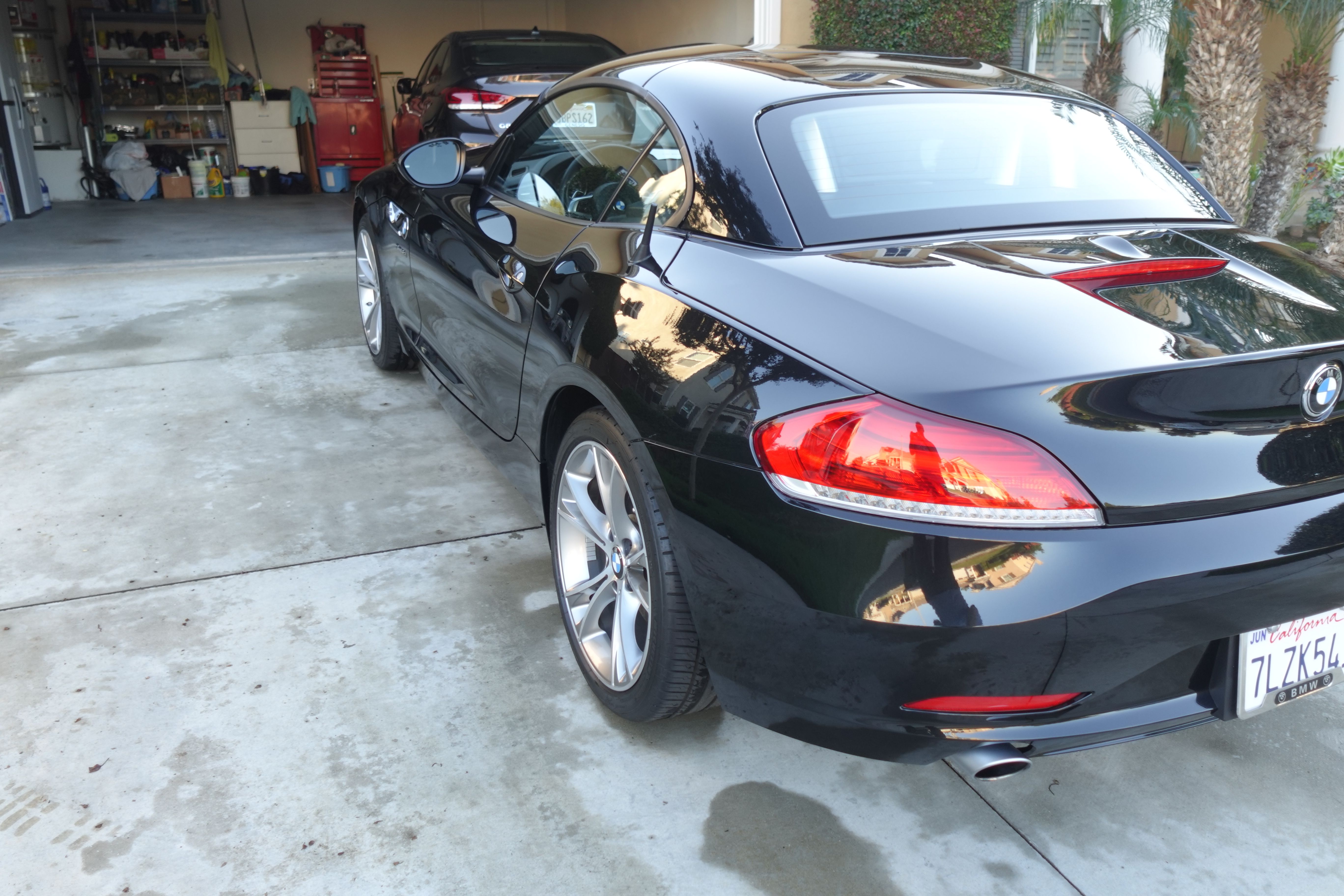Used 2014 BMW Z4 sDrive35i RWD image 24