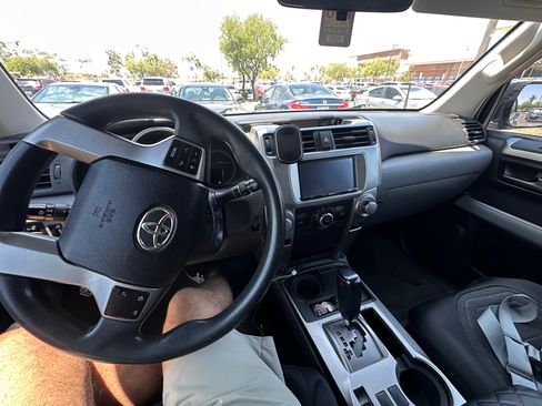 Used 2011 Toyota 4Runner SR5 RWD image 1