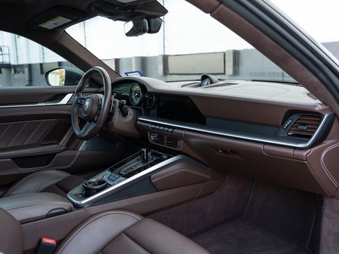 Used 2022 Porsche 911 Turbo S image 20
