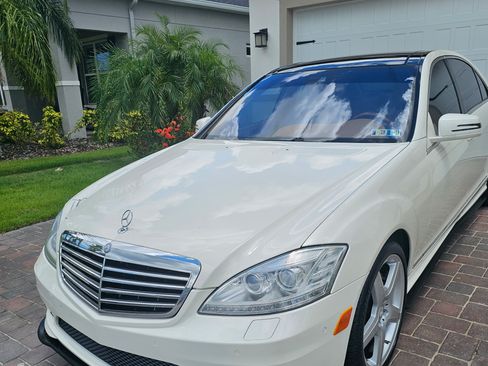 Used 2010 Mercedes-Benz S 550 image 2