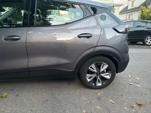 Used 2023 Chevrolet Bolt EUV LT w/ Convenience Package image 6