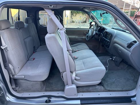 Used 2005 Toyota Tundra SR5 image 11
