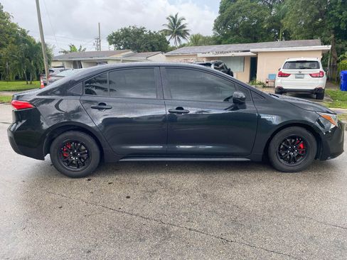 Used 2020 Toyota Corolla LE image 6