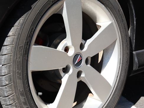 Used 2006 Pontiac GTO Coupe 2D image 9