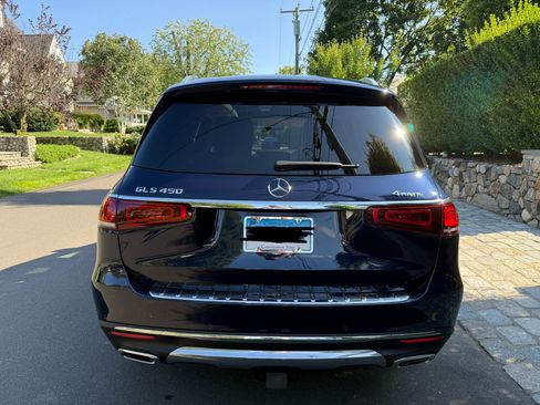 Used 2021 Mercedes-Benz GLS 450 4MATIC image 8