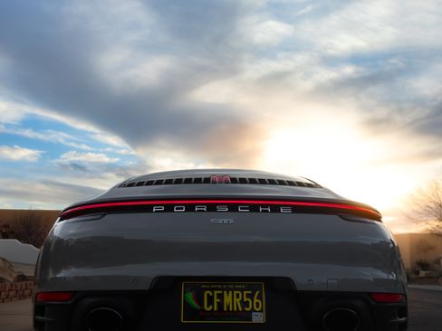 Used 2022 Porsche 911 Carrera image 12
