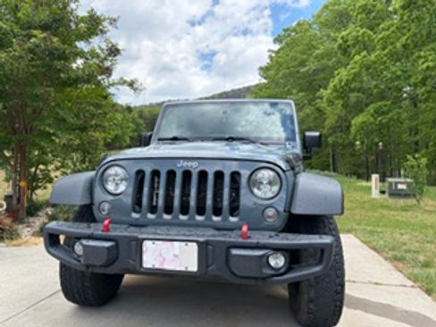 Used 2014 Jeep Wrangler Unlimited Rubicon AWD/4WD image 2