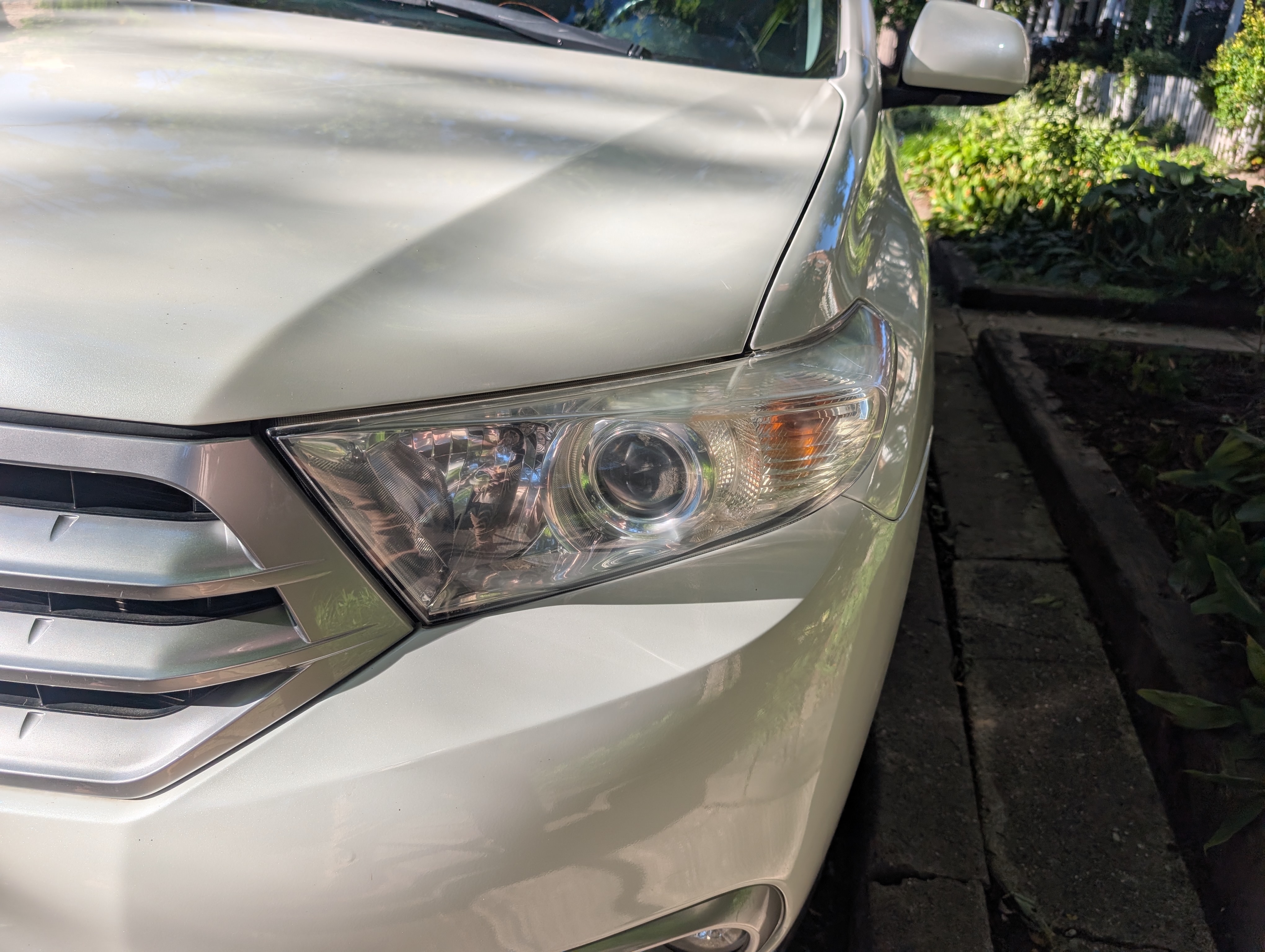 Used 2013 Toyota Highlander Limited AWD/4WD image 6