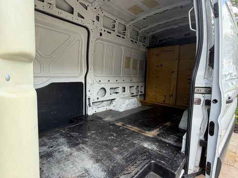 Used 2017 Ford Transit 350 148 High Roof DRW image 21