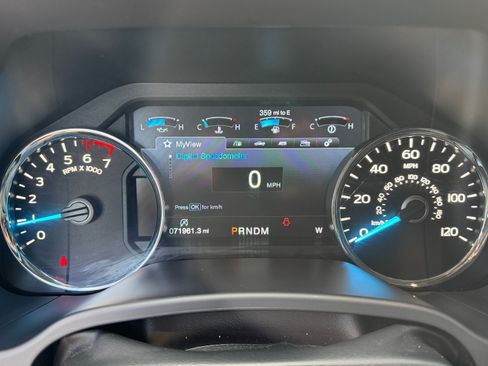 Used 2018 Ford F150 Lariat w/ Equipment Group 501A Mid AWD/4WD image 10