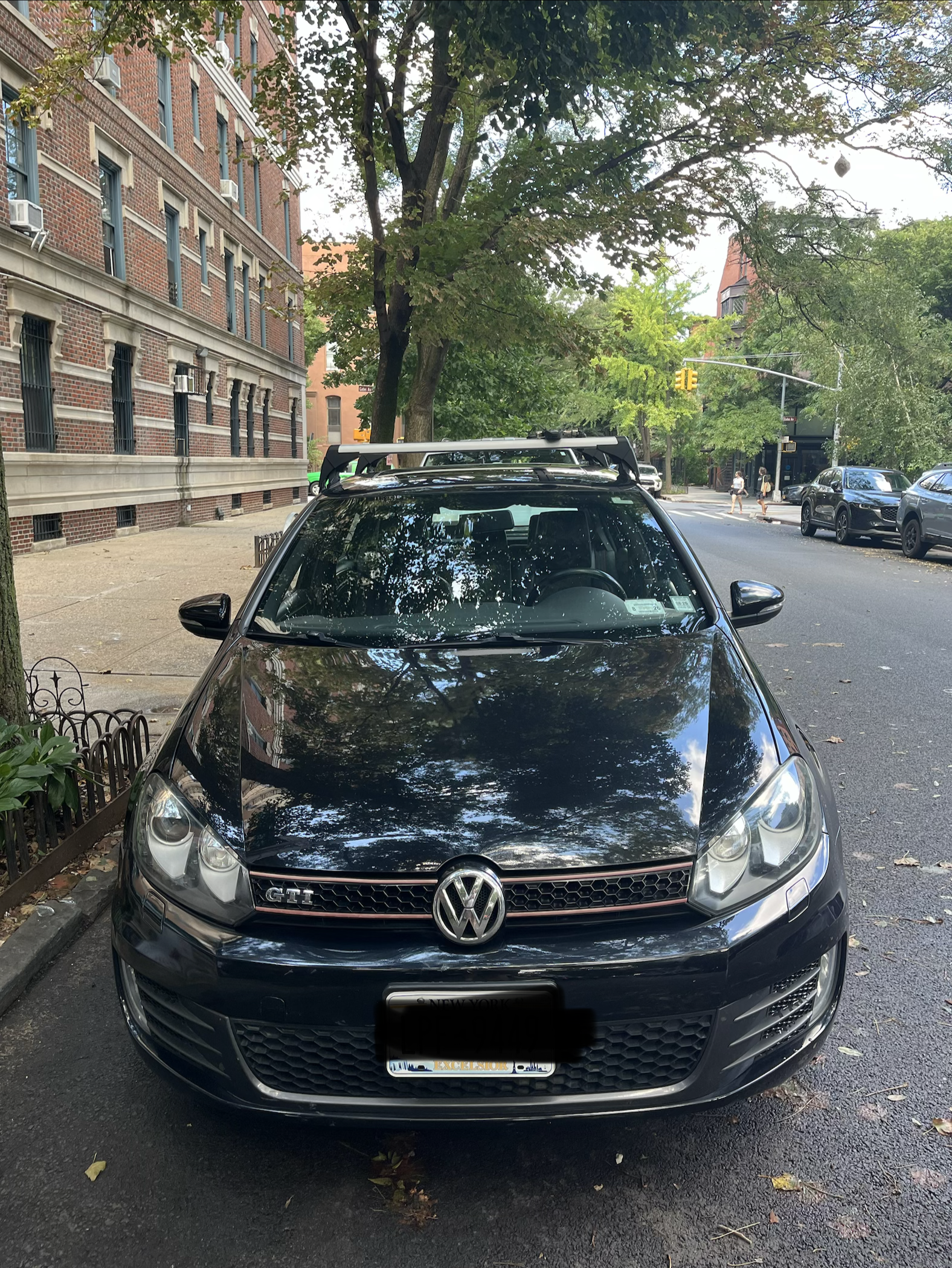 Used 2013 Volkswagen GTI Driver's Edition FWD image 2