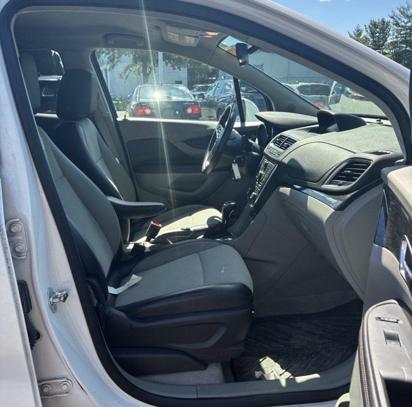 Used 2013 Buick Encore Convenience AWD/4WD image 17