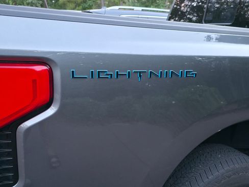 Used 2023 Ford F150 Lightning Lariat AWD/4WD image 12