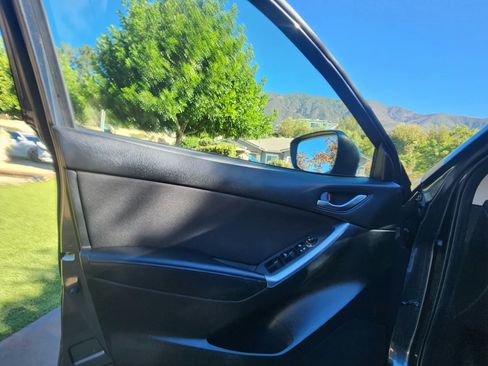 Used 2015 MAZDA CX-5 Touring FWD image 9