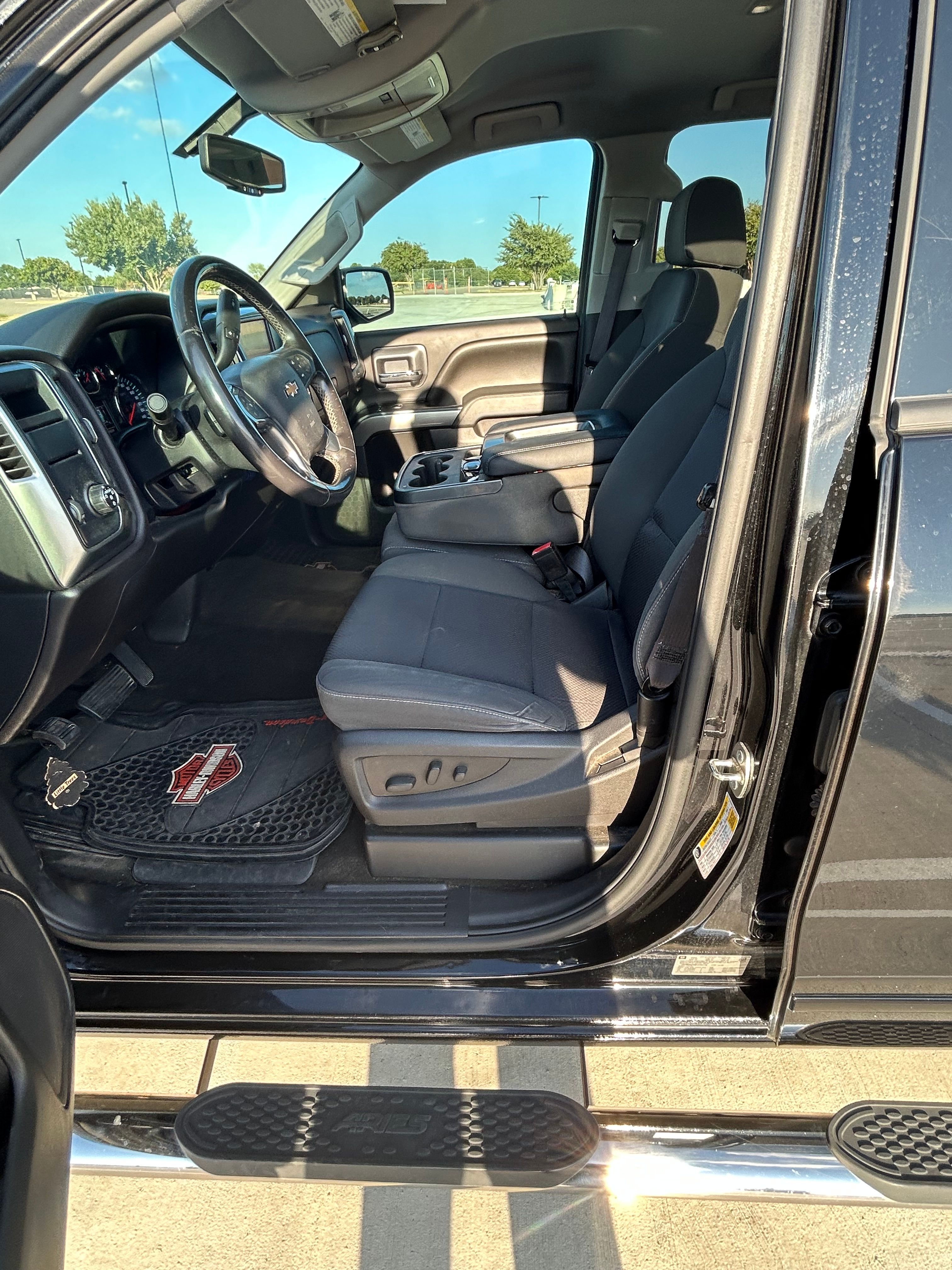 Used 2015 Chevrolet Silverado 1500 LT w/ Texas Edition, 1LT Trim RWD image 15